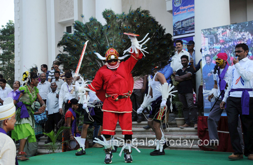 Konkani lokostav procession